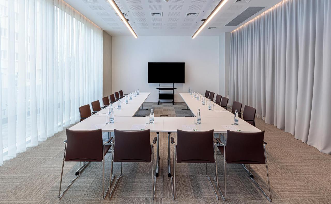 Hotel By Ihg Praag