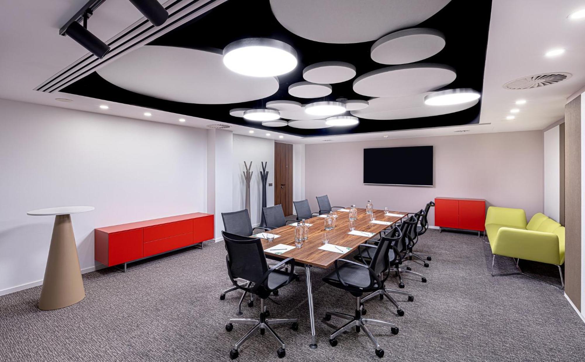 By Ihg Hotel Praag